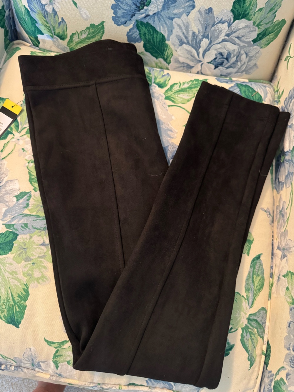 Andrew Marc Size Small Black Faux Suede Pull-On Vertical Seam Leggings Pants NWT